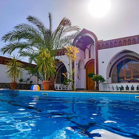 Villa Kemet Jazirat al Awwamiyah Exteriör bild