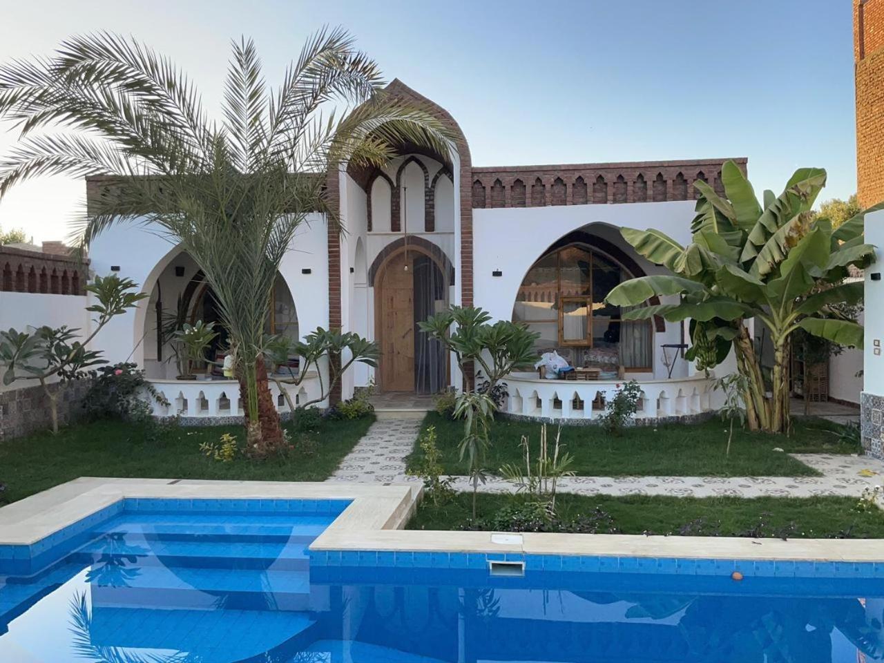 Villa Kemet Jazirat al Awwamiyah Exteriör bild