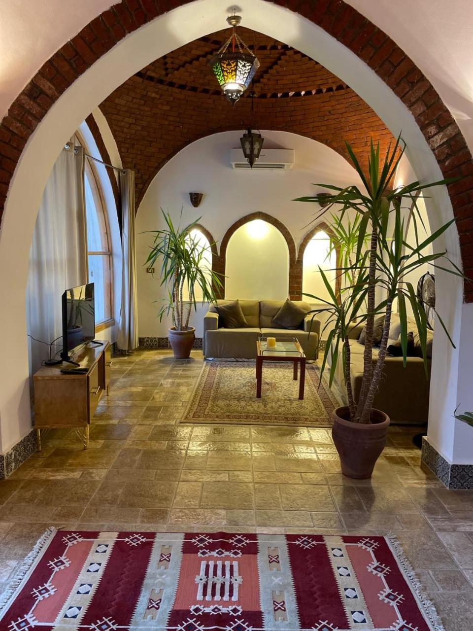 Villa Kemet Jazirat al Awwamiyah Exteriör bild