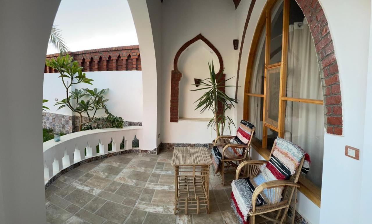 Villa Kemet Jazirat al Awwamiyah Exteriör bild