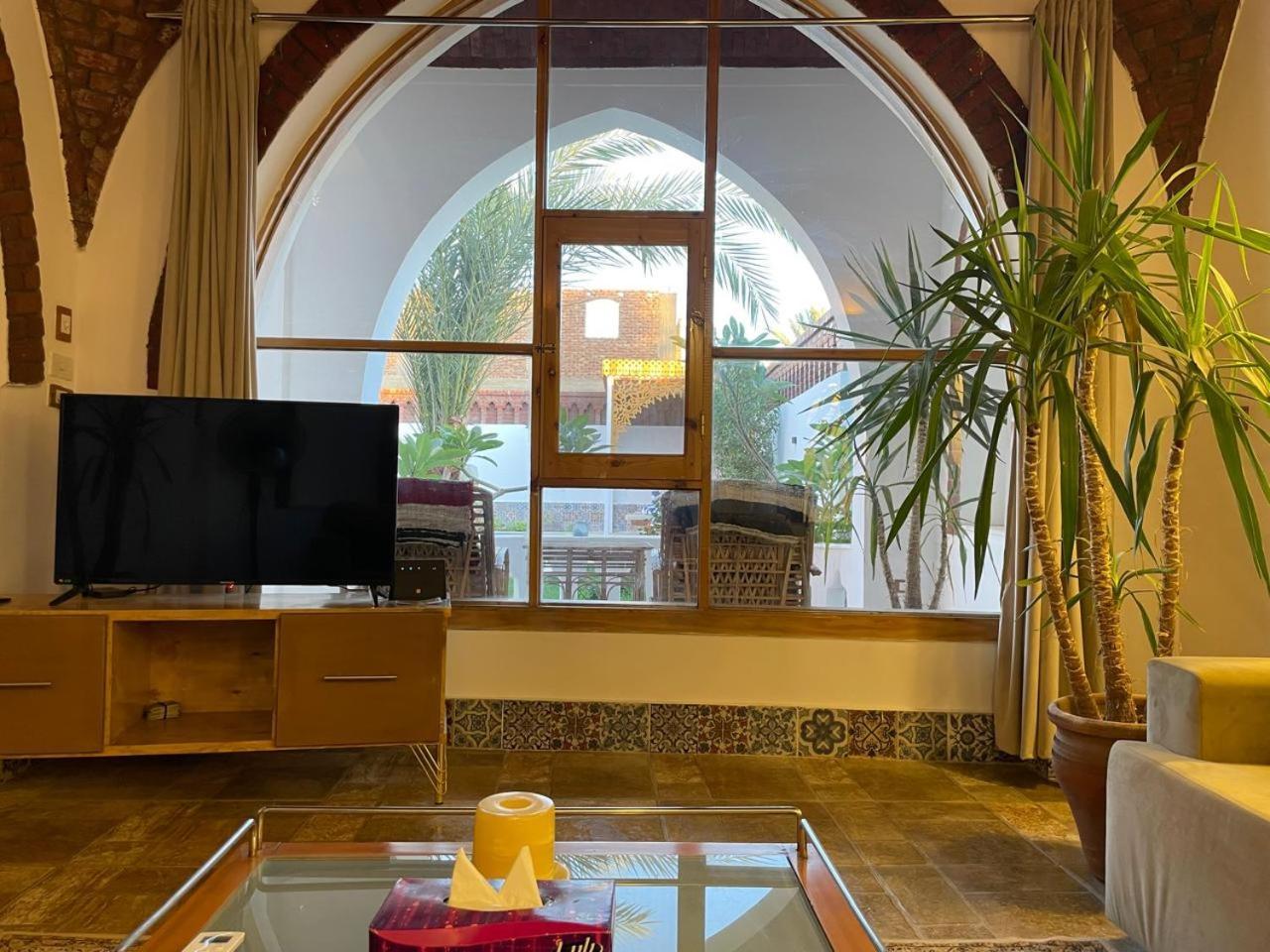 Villa Kemet Jazirat al Awwamiyah Exteriör bild